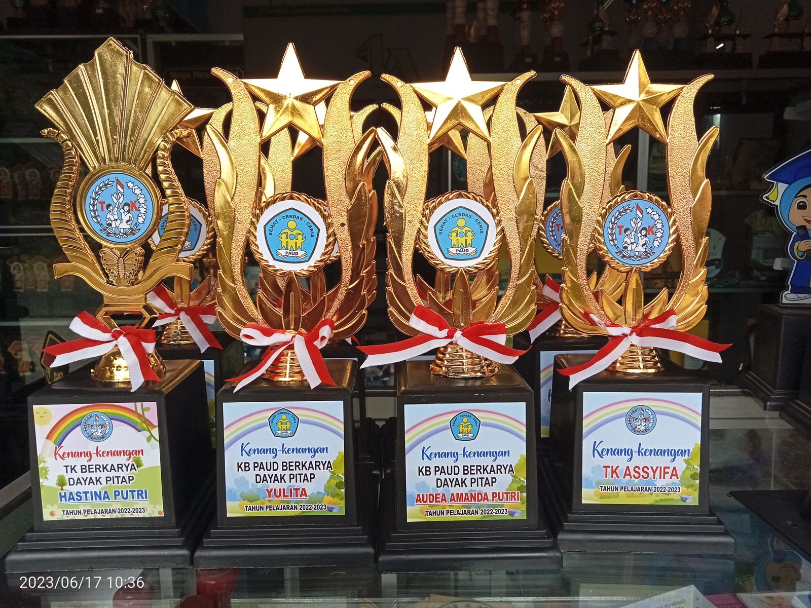 trophy satuan