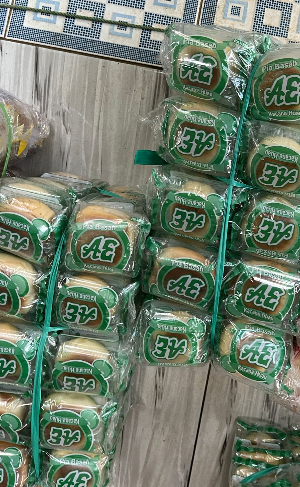 Roti AE pia basah kacang hijau