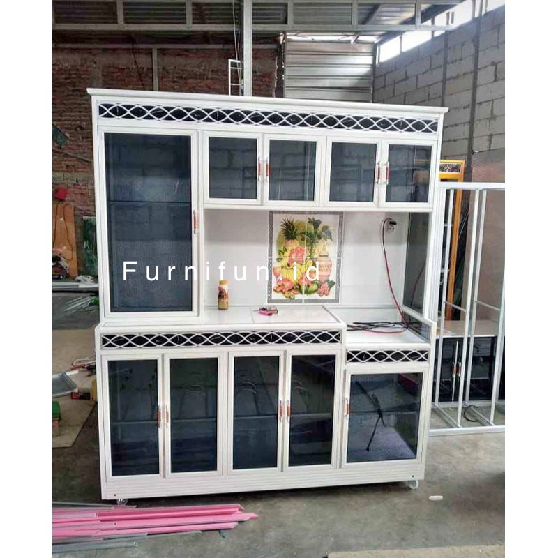 LEMARI DAPUR