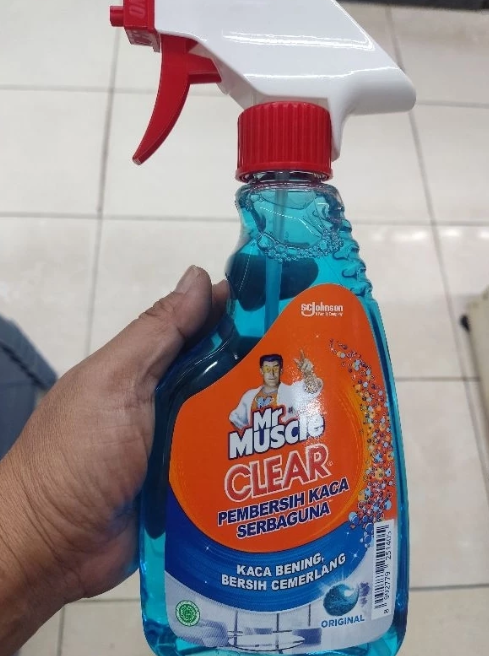 PEMBERSIH KACA MR MUSCLE