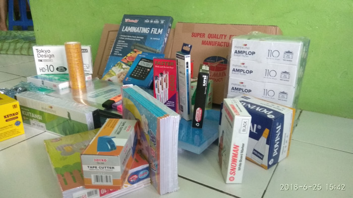 ALAT TULIS KANTOR DAN SEKOLAH