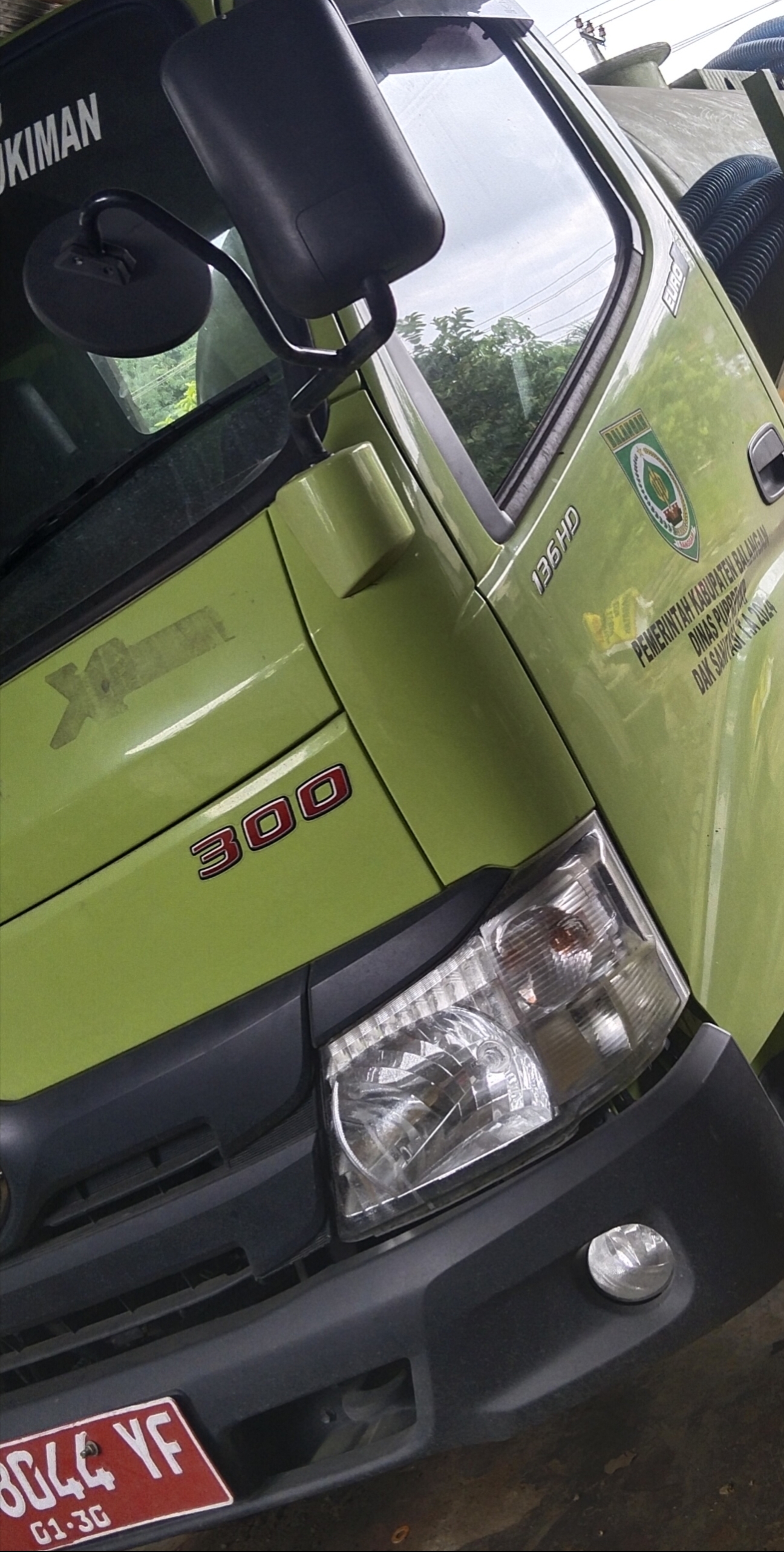 Pemeliharaan truk tank