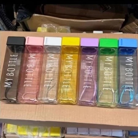 SOUVENIR BOTOL PLASTIK + Stiker/Sablon Logo dan tulisan