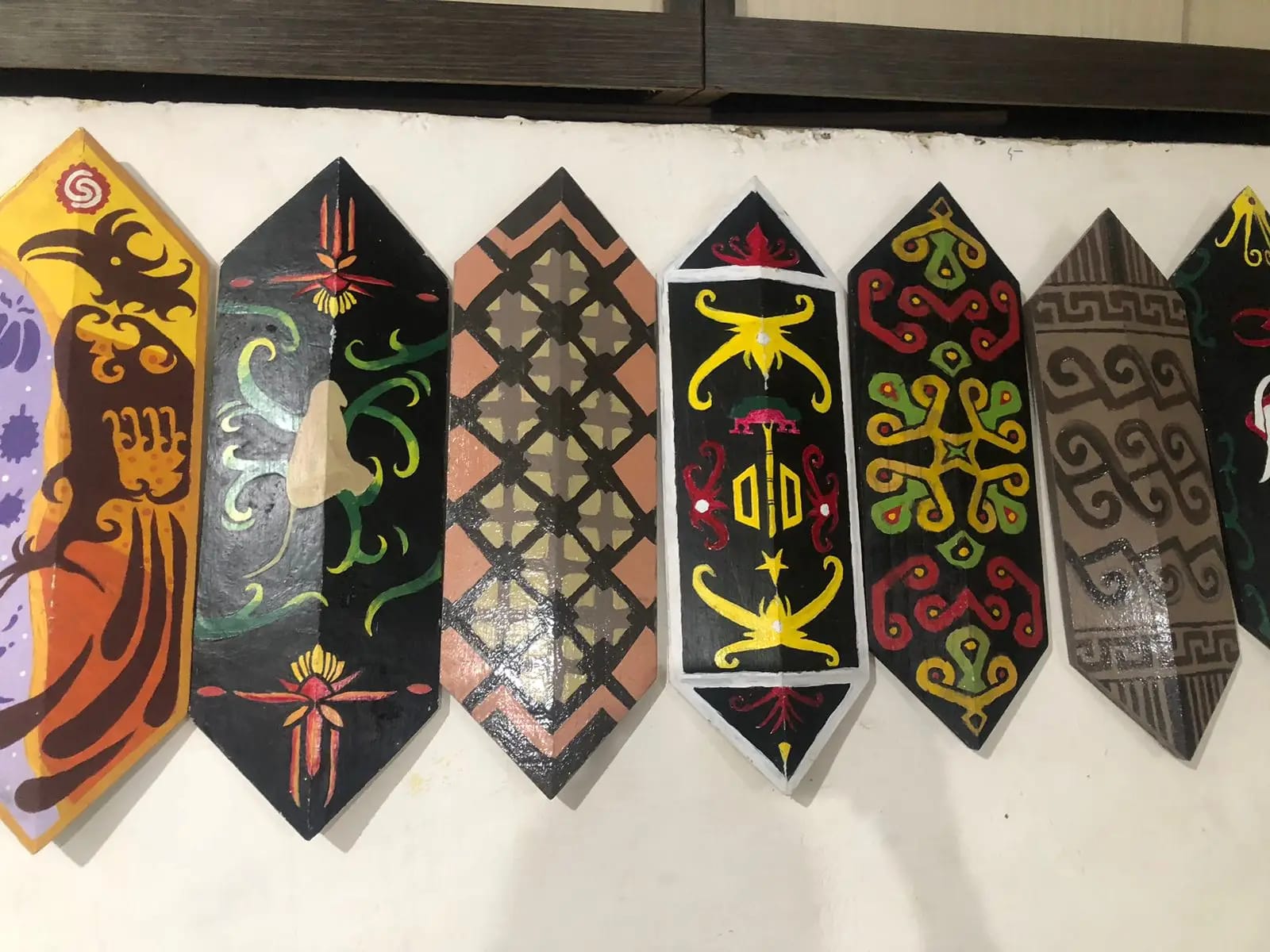 Tameng Hiasan Dinding 