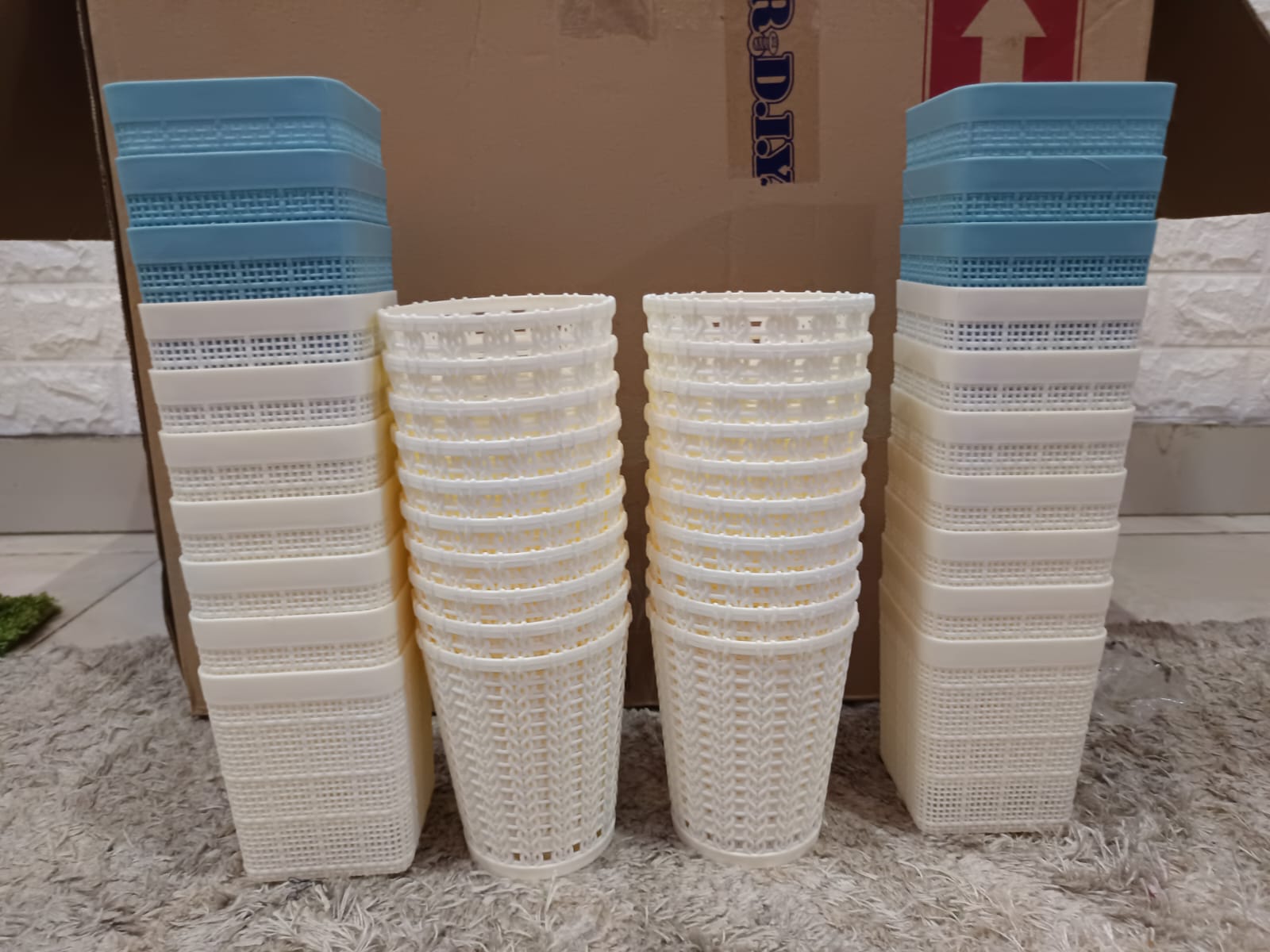 Souvenir Keranjang serbaguna + Sablob/Stiker Logo/Tulisan