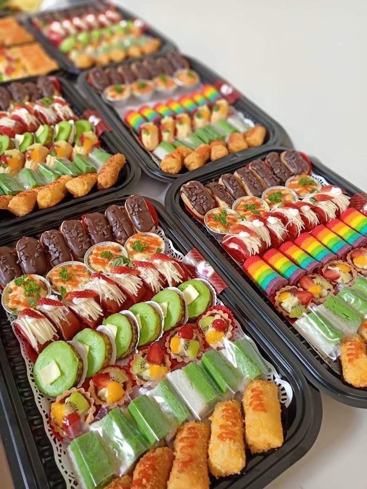 Prasmanan Istimewa Makan, Snack dan Buah