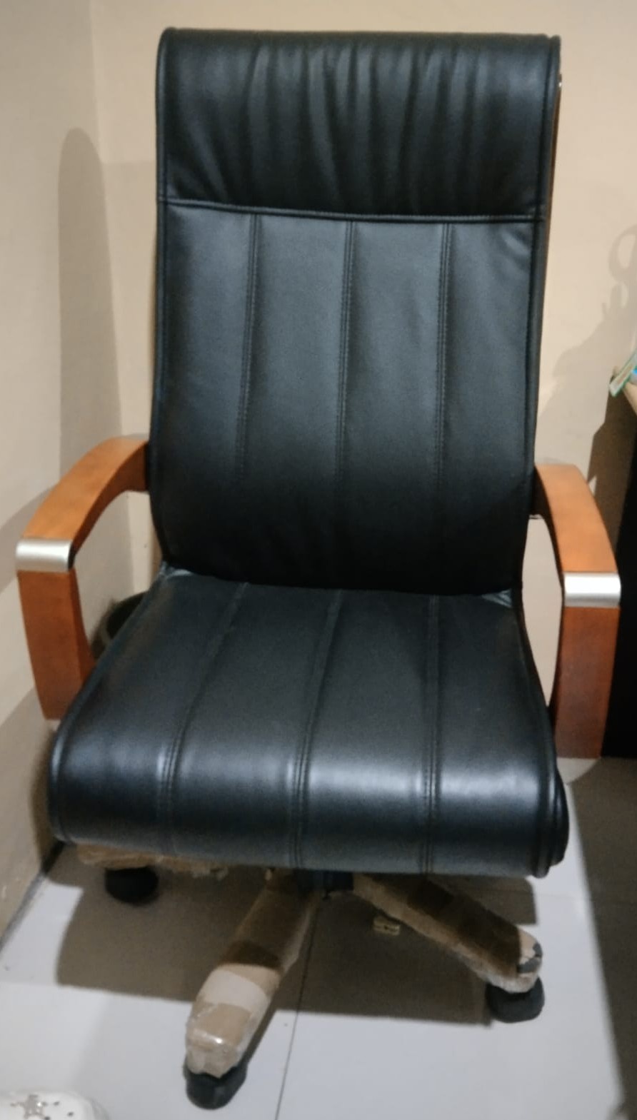 KURSI MANAGER / DIREKTUR