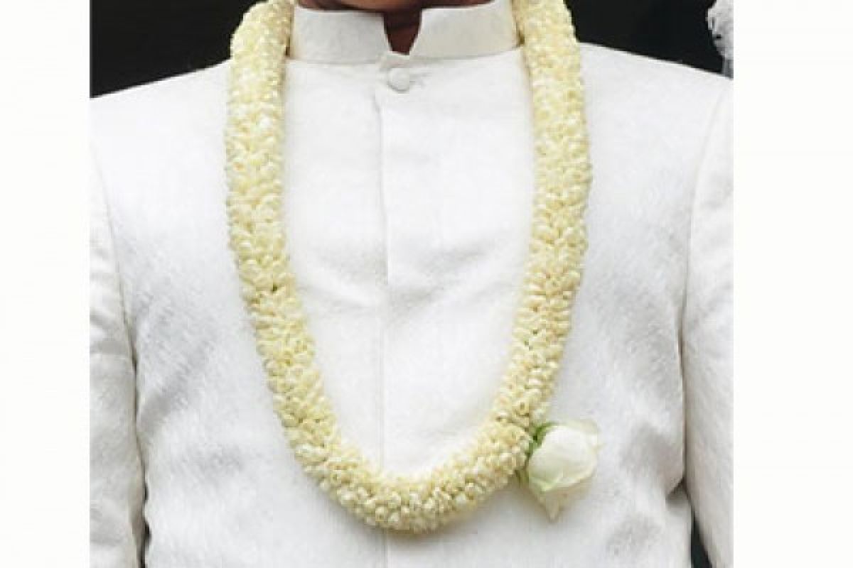 Jasa Pihak Ketiga Pembuatan Kalung Bunga