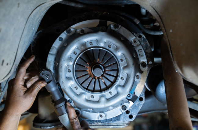 Service Pemasangan Kampas Kopling