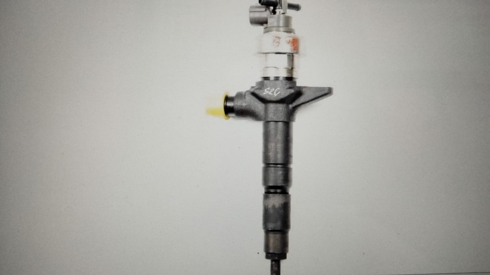 Valve injector mobil Isuzu D MAX