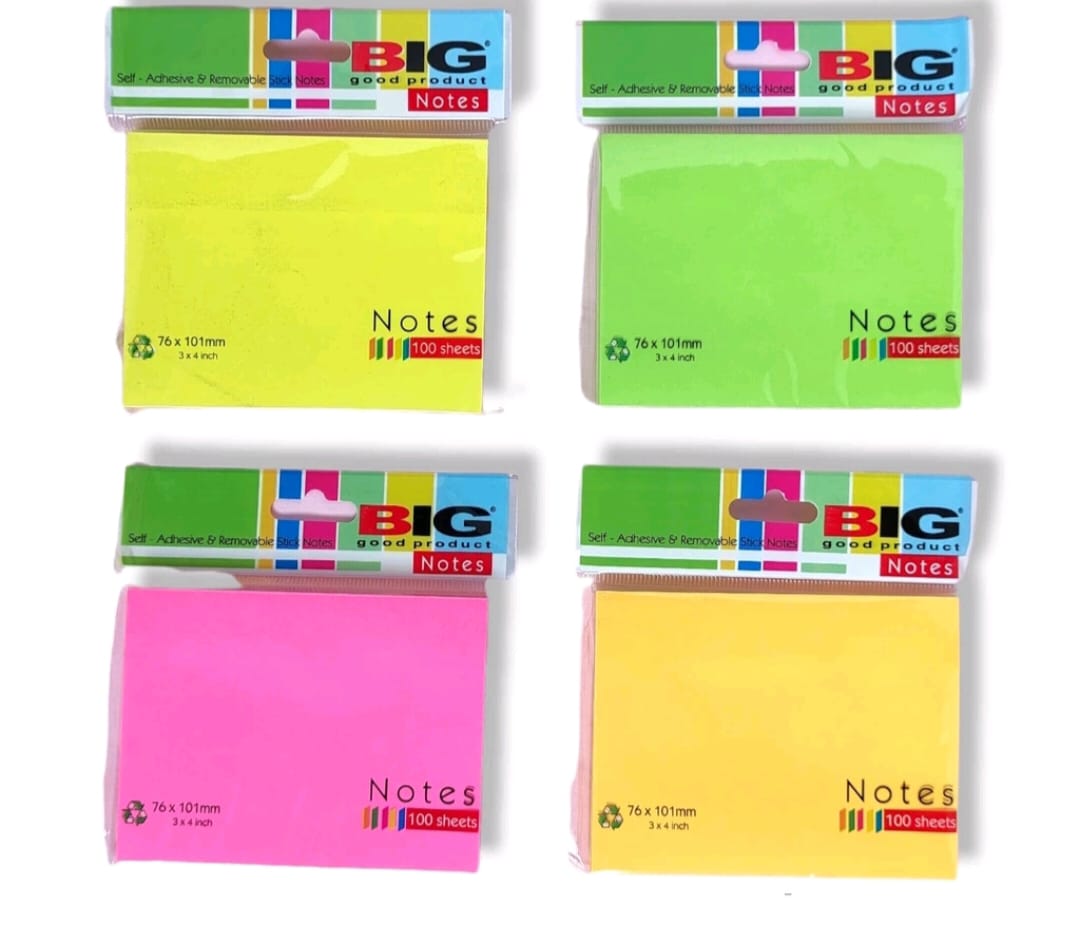 kertas post it sedang