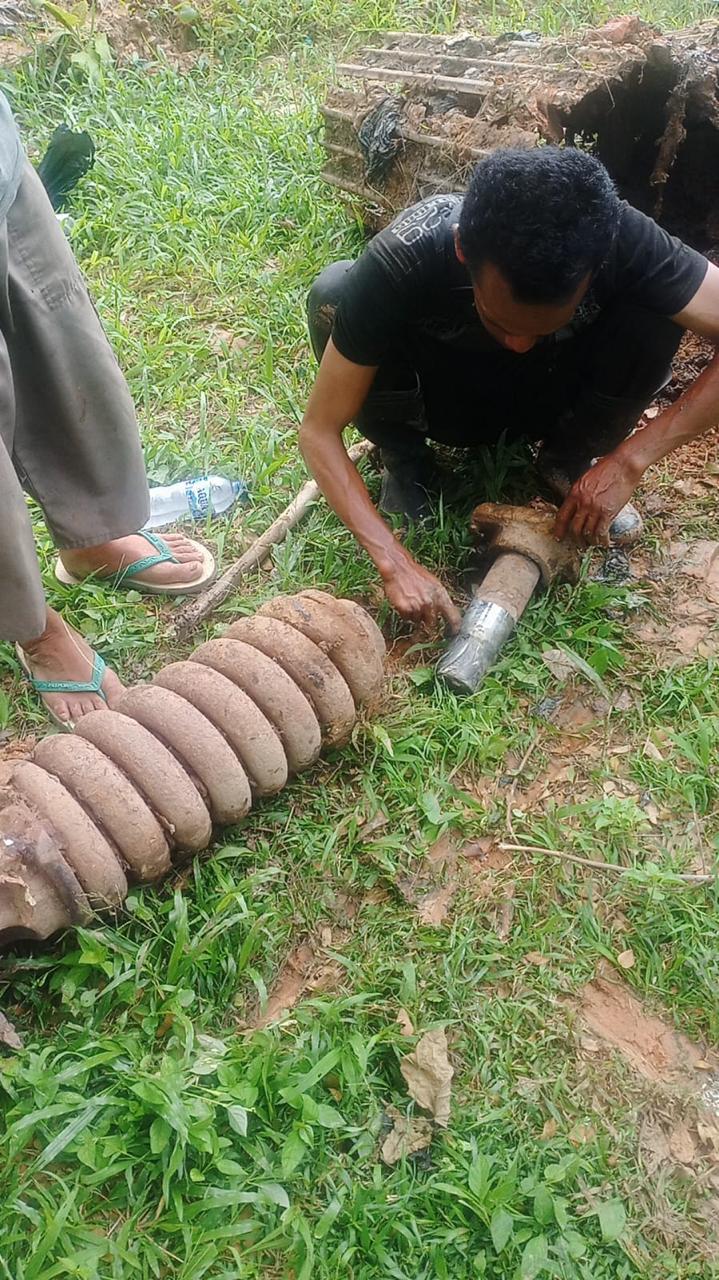 Pemasangan trek zaxis 200 5G