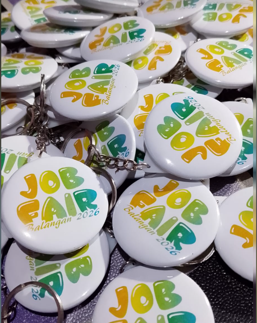 Pin dan Gantungan Kunci