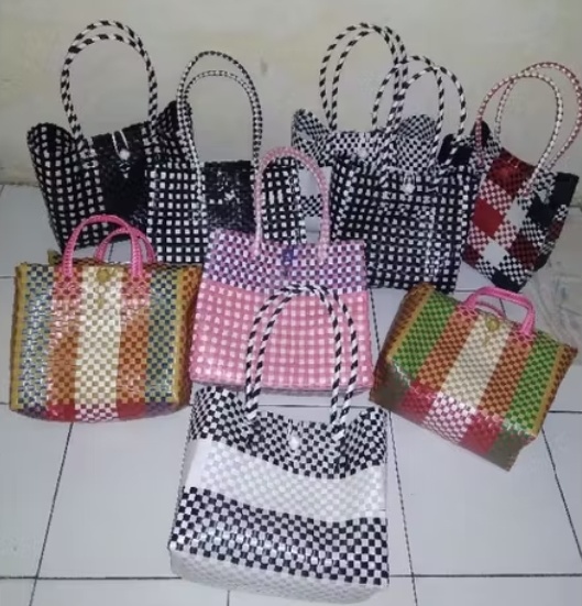 Tas anyaman plastik