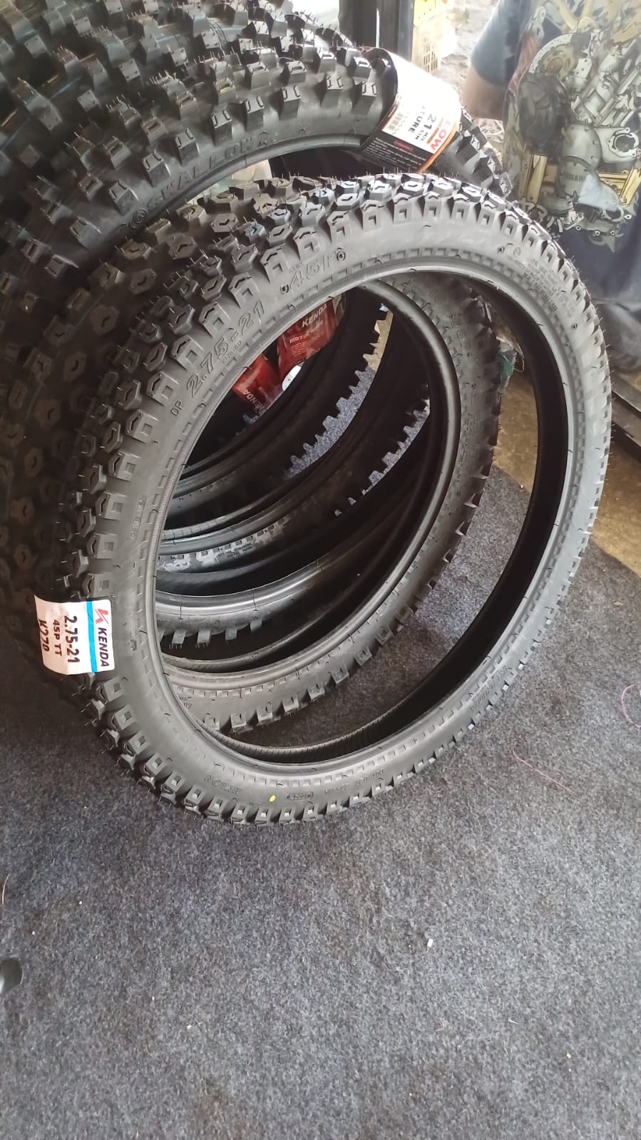 Ban Luar TRail ukuran 2.75-21