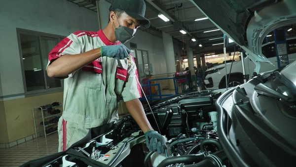 Service Ganti Oli Berat