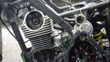 jasa sevice mesin  KlX