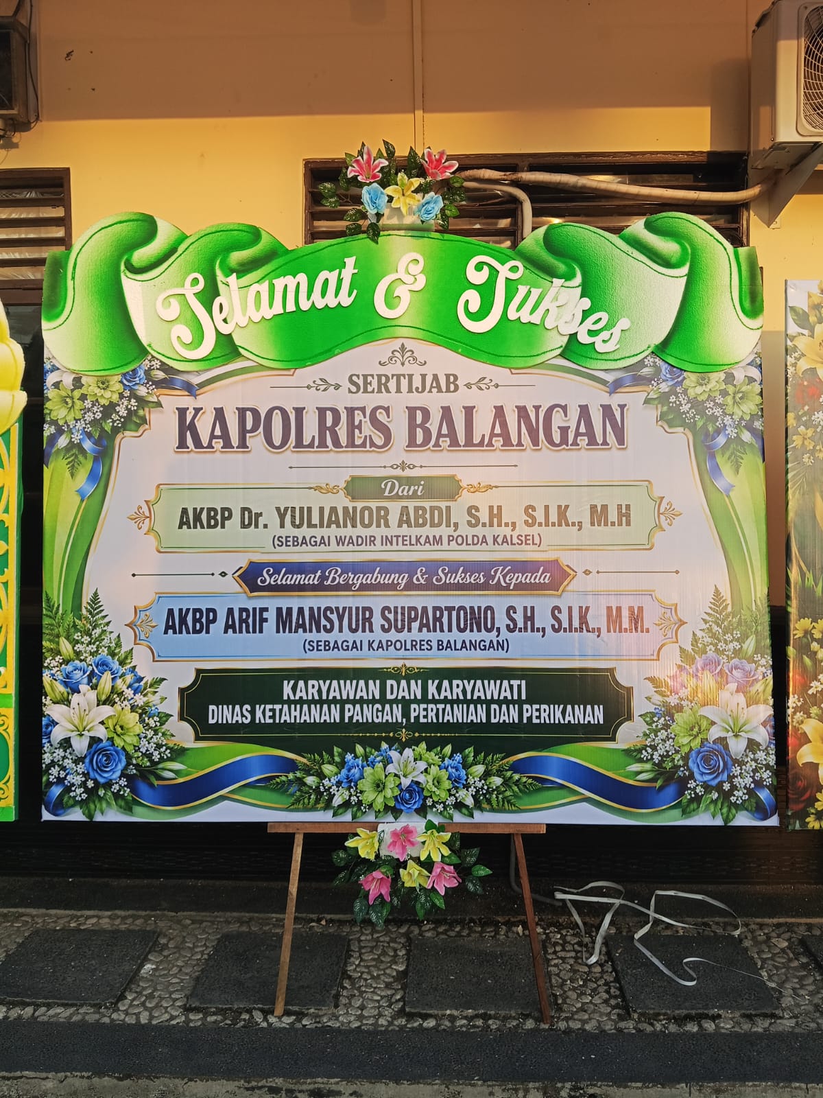 Karangan Bunga 200x150cm Print+Styrofoam