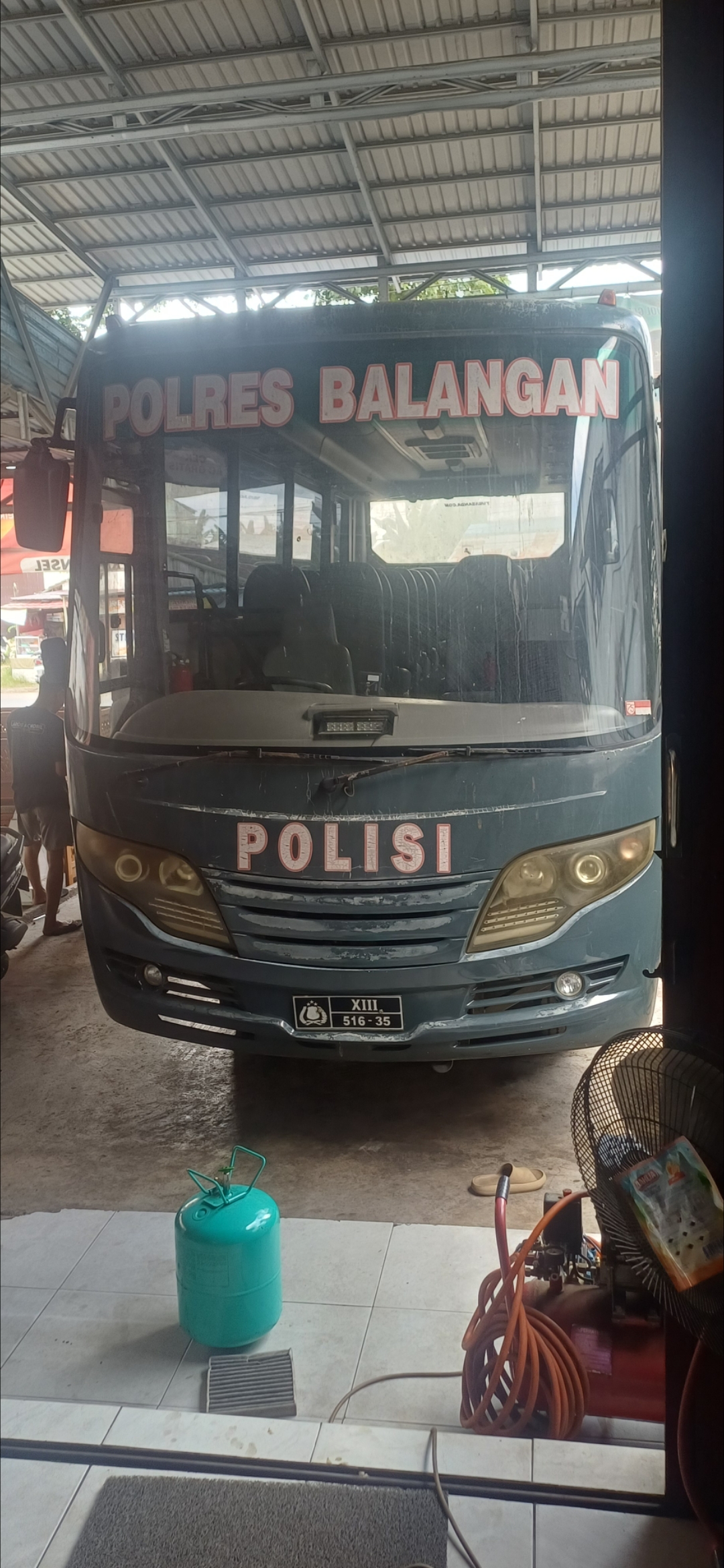 Isi freon bus medium