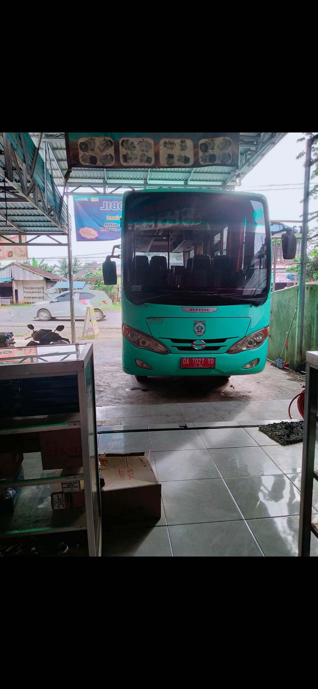 Isi freon bus medium