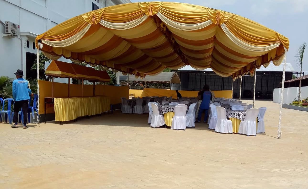 Sewa Tenda 8x6 + Plafon Dekor