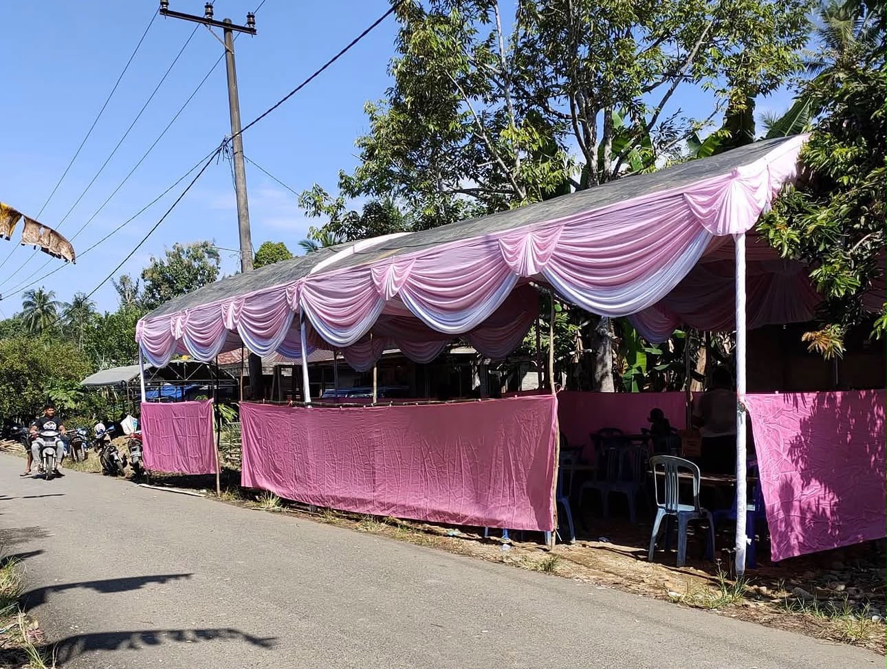 Sewa Tenda 6x4 + Plafon Dekor