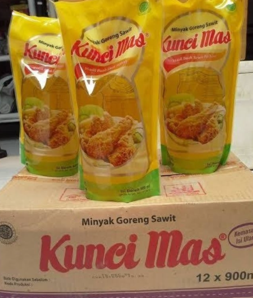 MINYAK GORENG KUNCI MAS 900ML