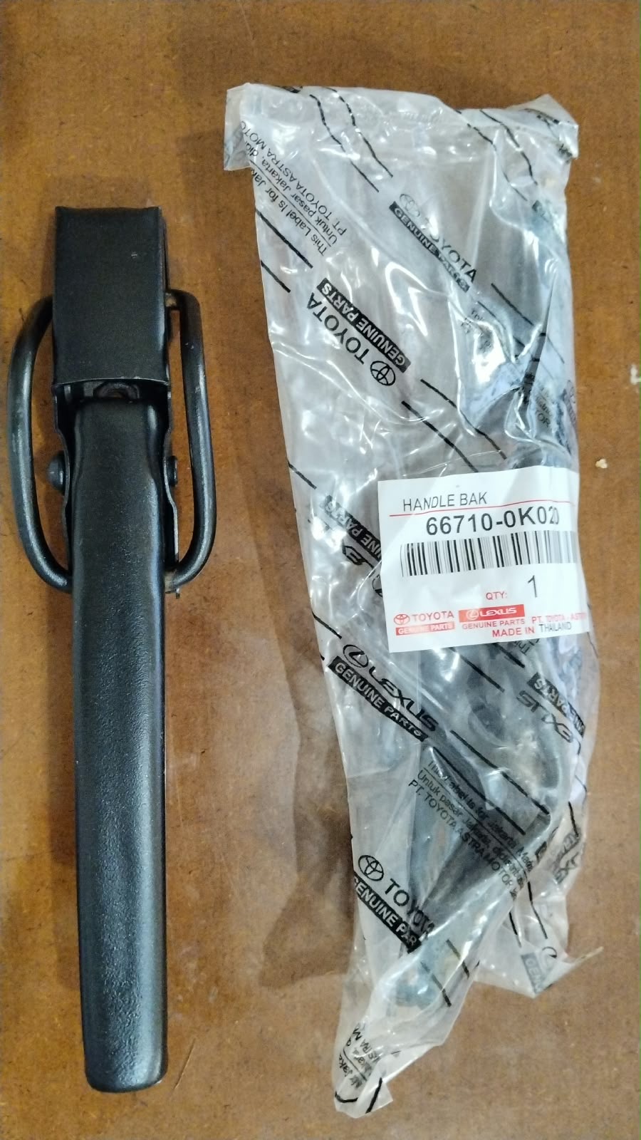 Handle Bak Mobil
