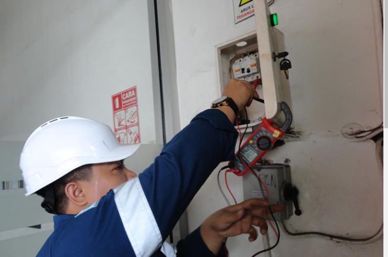 jasa Perakitan dan pemasangan panel