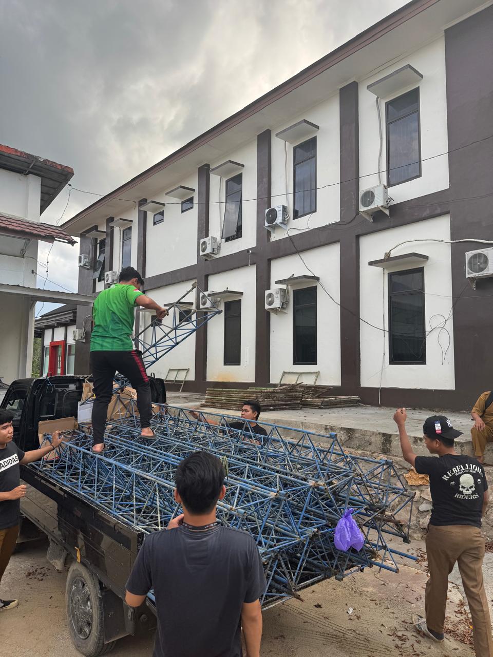 JASA ANGKUT TIANG/MENARA