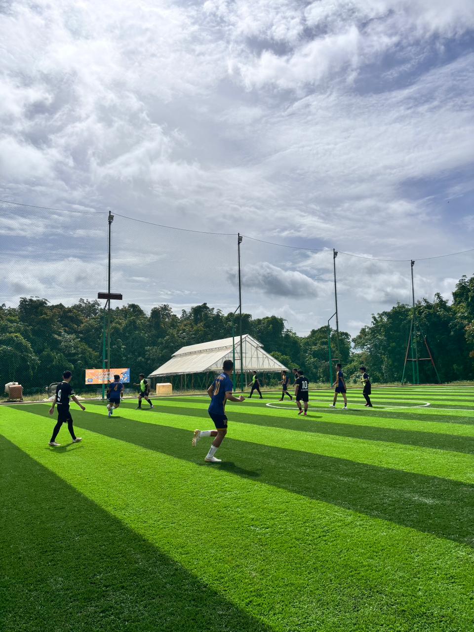 SEWA LAPANGAN MINI SOCCER TRIVELA