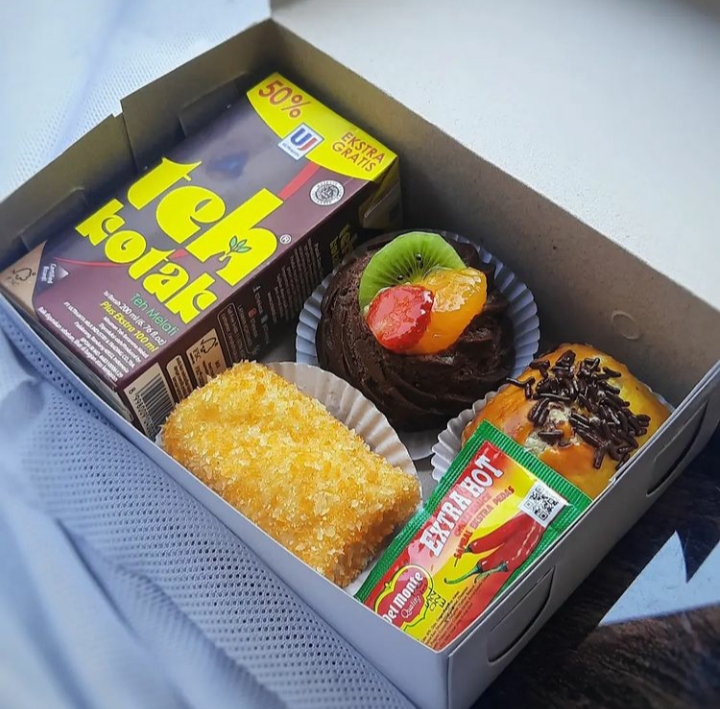 SNACK KOTAK