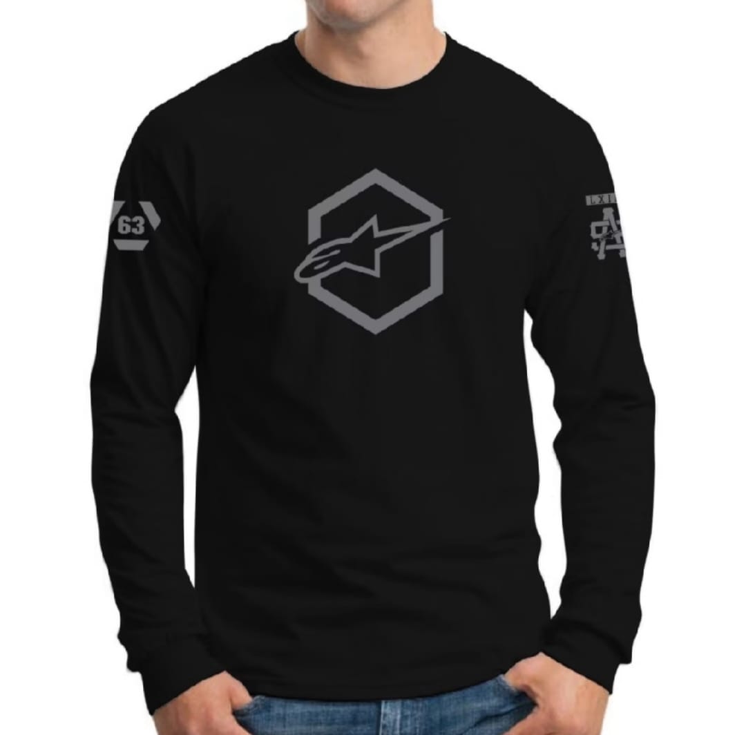 Kaos Olahraga dengan cetakan